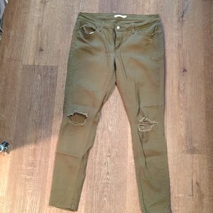Levi 535 Super Skinny- Green